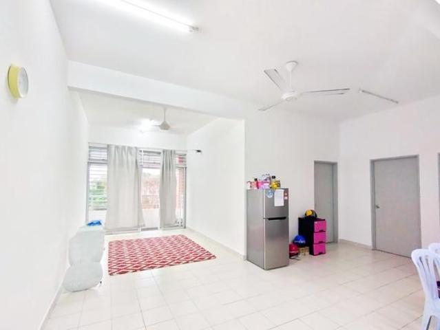 Apartment for sale in Tanjong Sepat, Selangor