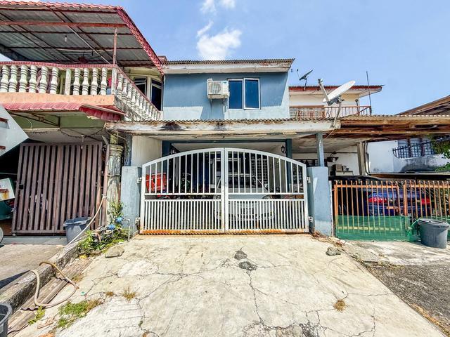 Terraced House for sale in Tanjong Sepat, Selangor