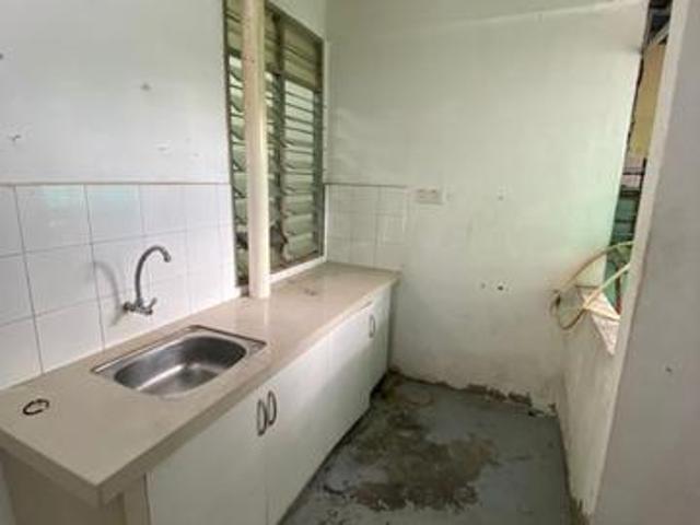 Flat for sale in Wellesley, Penang