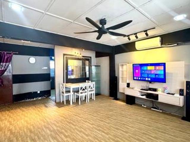 Apartment for sale in Country Heights Damansara, Kuala Lumpur