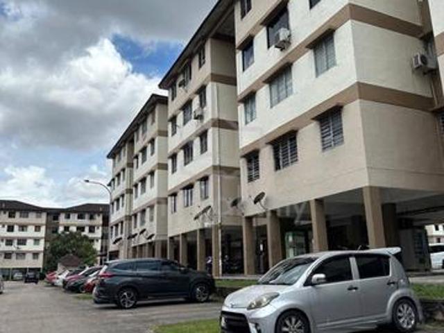 Flat for sale in Ulu Tiram, Johor