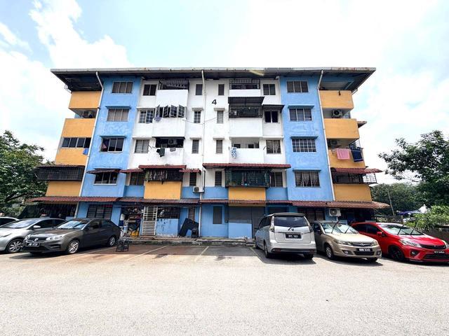 Apartment for sale in Petaling, Alam Impian