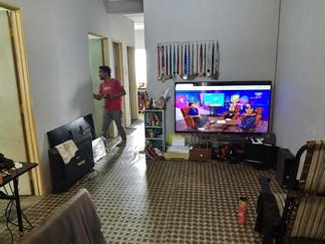 Flat for sale in Petaling, Subang Jaya