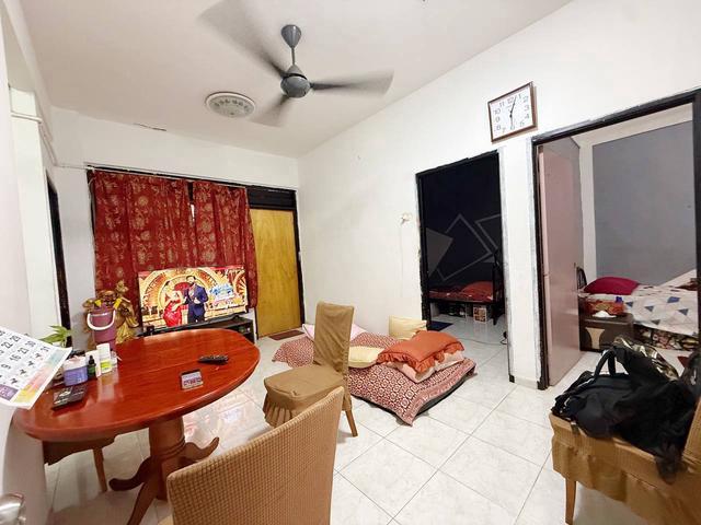 Flat for sale in Taman Perling, Iskandar Puteri