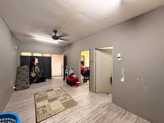 Flat for sale in Petaling, Alam Impian
