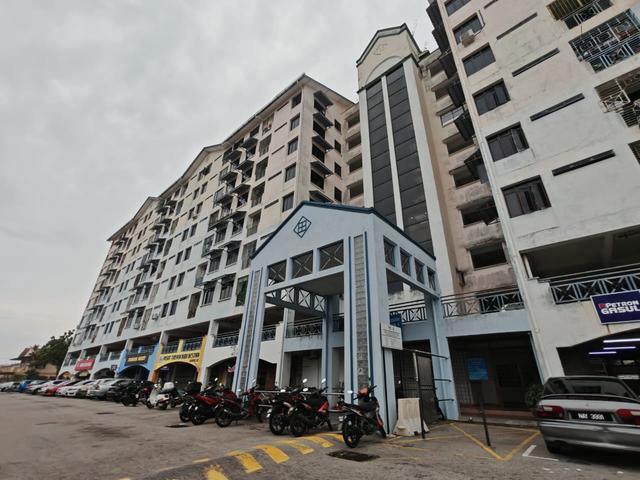 Apartment for sale in Malaka