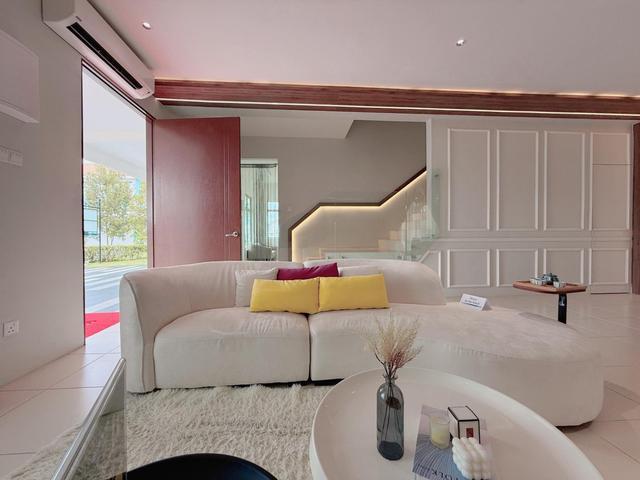 Residential House for sale in Malaka