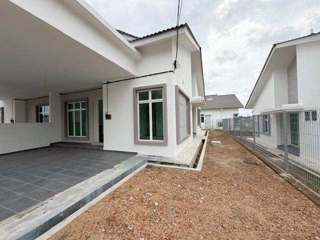 Residential House for sale in Malaka
