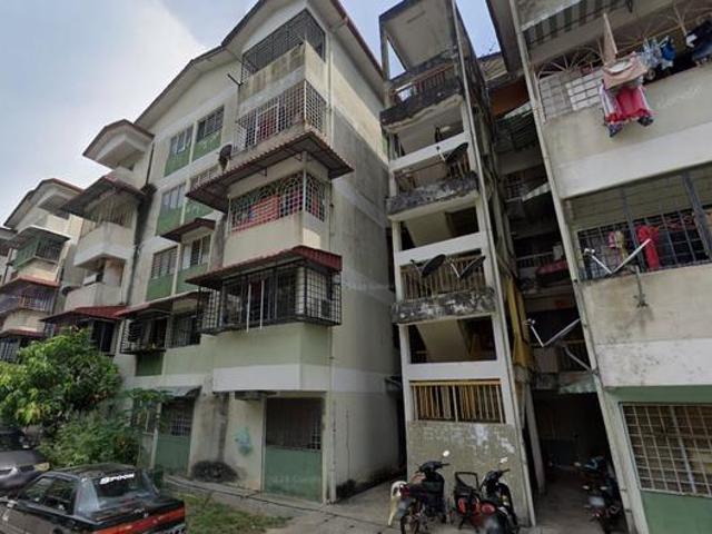 Flat for sale in Kajang, Langat