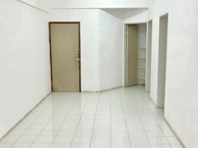 Apartment for sale in Pusat Komersial Jalan Kuching, Kuala Lumpur