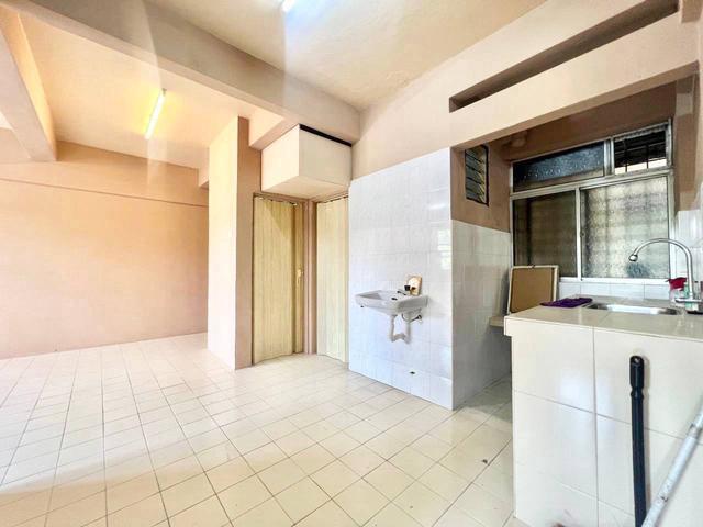 Flat for sale in Kajang, Langat