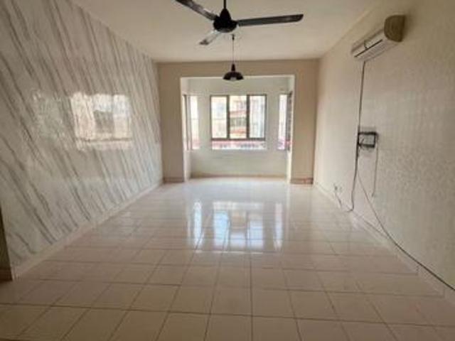 Apartment for sale in Port Klang, Selangor