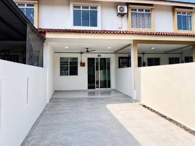 Terraced House for sale in Ulu Tiram, Johor