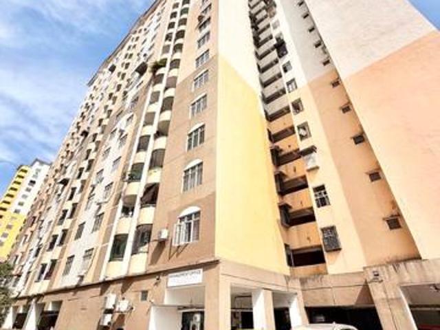 Apartment for sale in Petaling, Damansara Damai