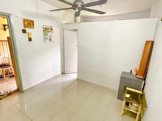 Flat for sale in Langat, Selangor