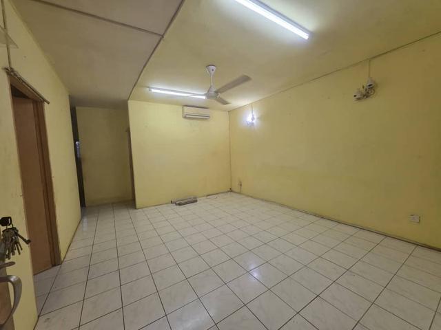 Apartment for sale in Kajang, Langat