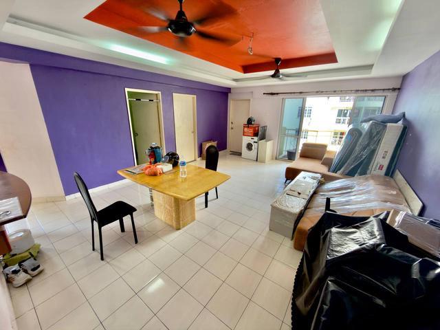 Apartment for sale in Country Heights Damansara, Kuala Lumpur