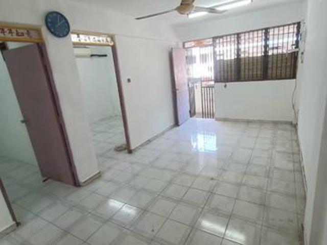 Flat for sale in Tebrau, Johor
