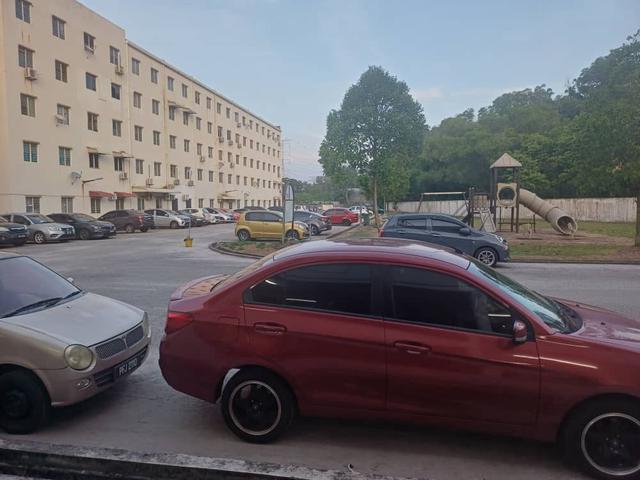 Flat for sale in Wellesley, Penang