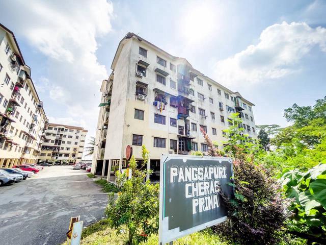 Apartment for sale in Kajang, Langat