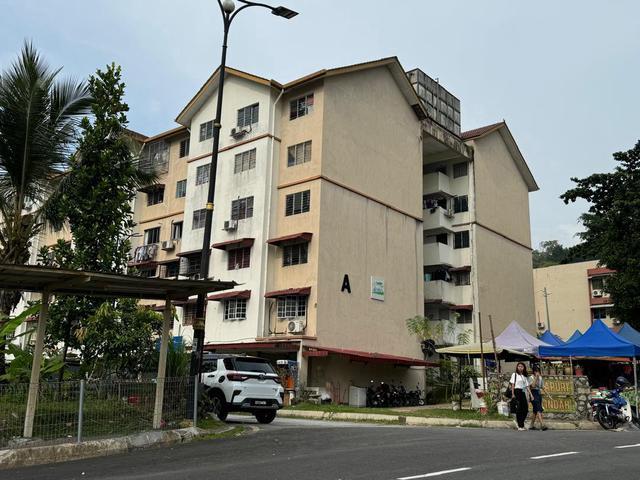 Flat for sale in Kajang, Langat