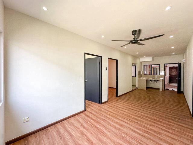 Flat for sale in Bandar Saujana Putra, Kuala Langat