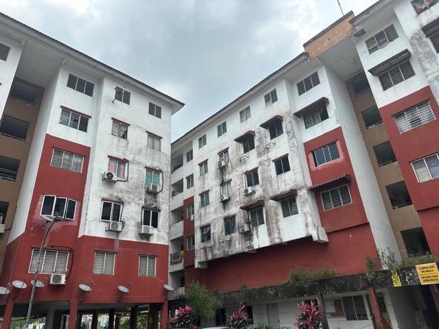 Apartment for sale in Kajang, Langat