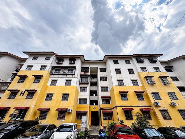 Apartment for sale in Petaling, Damansara Damai