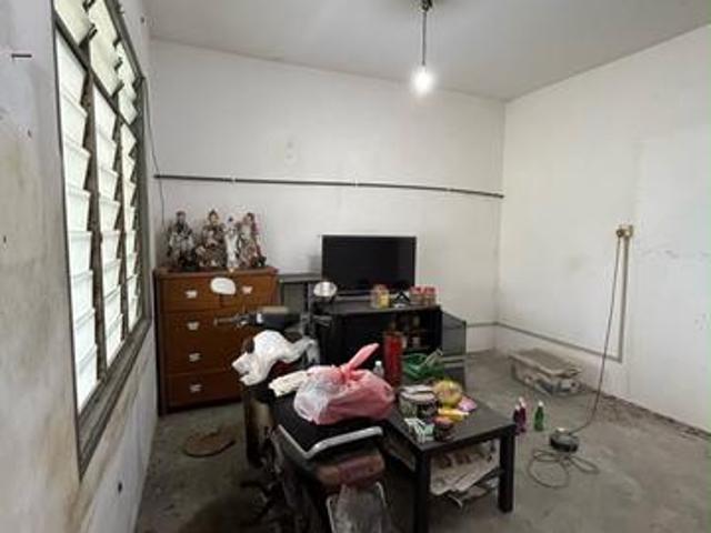 Terraced House for sale in Pekan Nanas, Johor