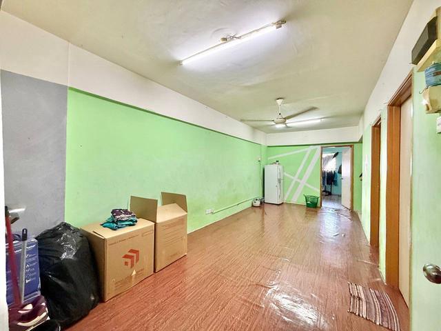 Flat for sale in Petaling, Damansara Damai