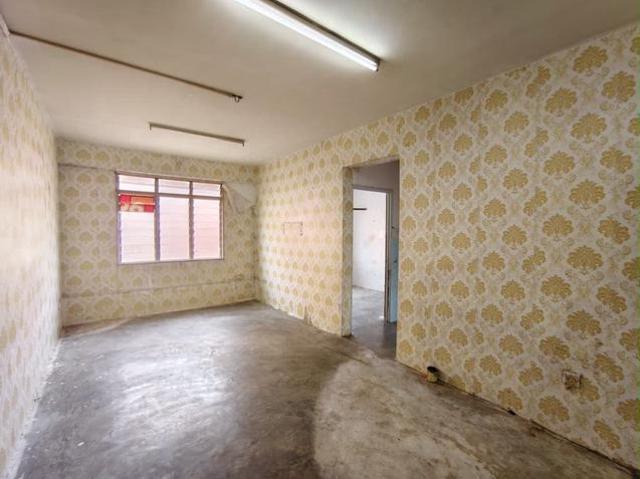 Apartment for sale in Ulu Tiram, Johor Bahru
