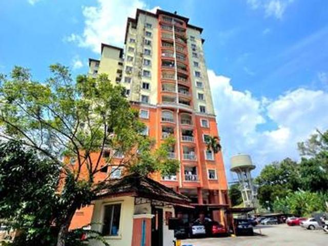 Apartment for sale in Kajang, Langat