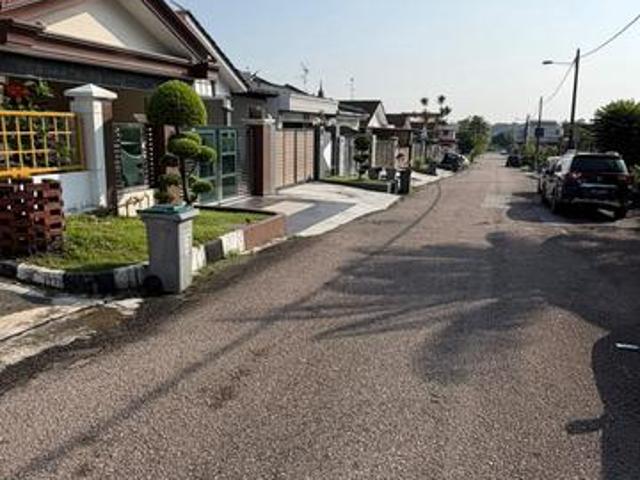 Terraced House for sale in Ulu Tiram, Johor