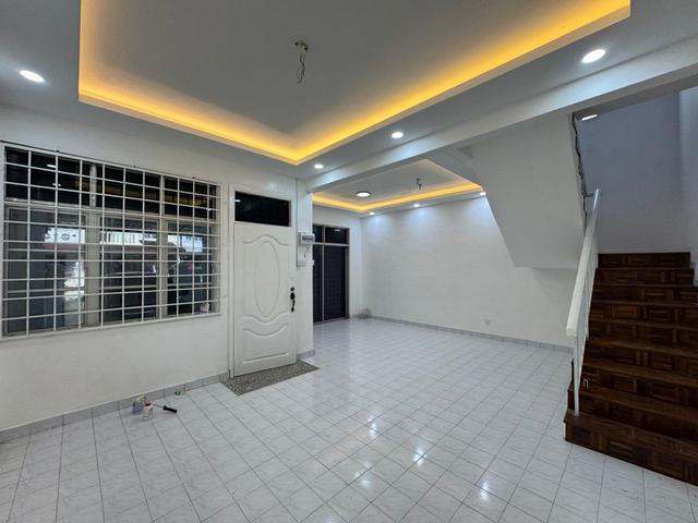 Terraced House for sale in Ulu Tiram, Johor