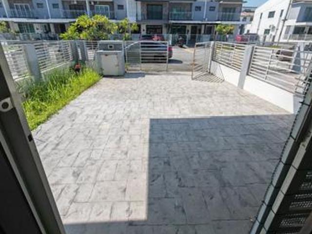 Terraced House for sale in Sepang, Tanjong Sepat