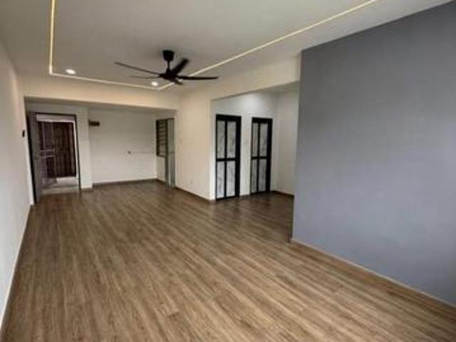 Flat for sale in Bandar Johor Bahru, Johor