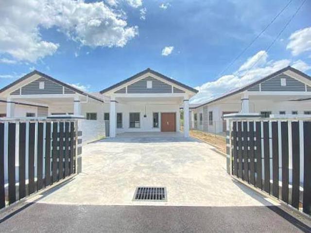 Residential House for sale in Tanjong Sepat, Selangor