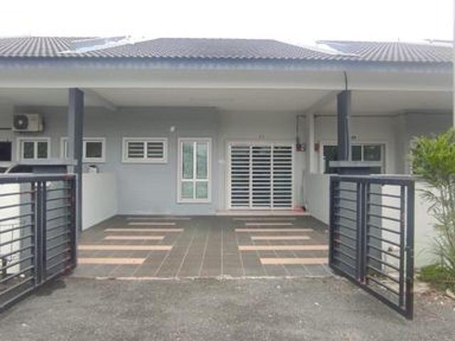 Terraced House for sale in Tanjong Sepat, Selangor