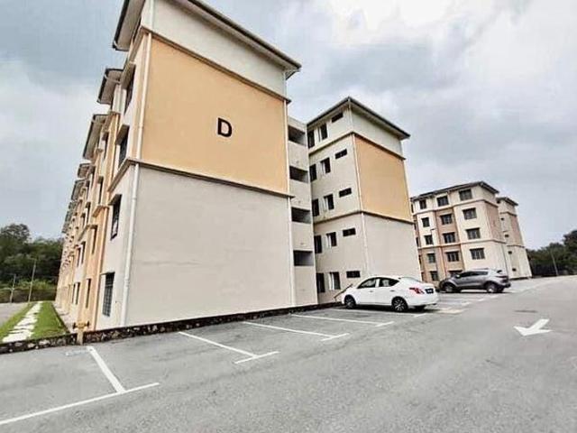 Flat for sale in Petaling, Subang Jaya