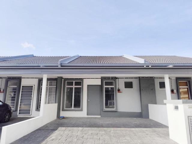 Terraced House for sale in Tanjong Sepat, Selangor