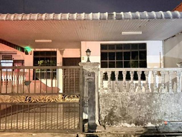 Terraced House for sale in Wellesley, Penang