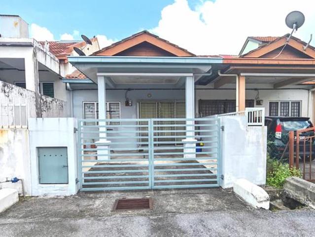 Terraced House for sale in Petaling, Subang Jaya