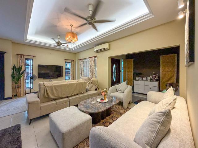 Residential House for sale in Petaling, Alam Impian