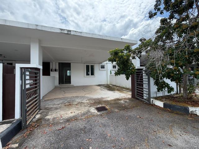 Terraced House for sale in Wellesley, Penang