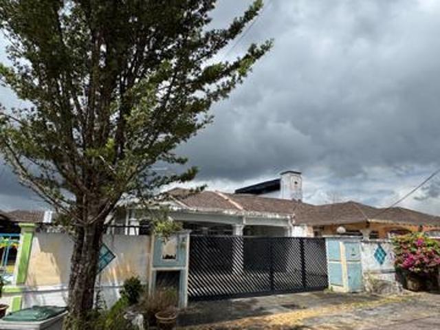 Residential House for sale in Kota Tinggi, Johor