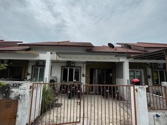 Terraced House for sale in Tanjong Sepat, Selangor