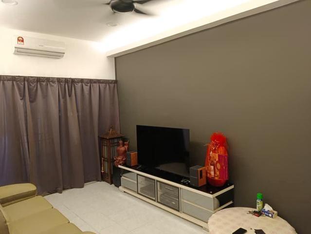 Terraced House for sale in Malaka