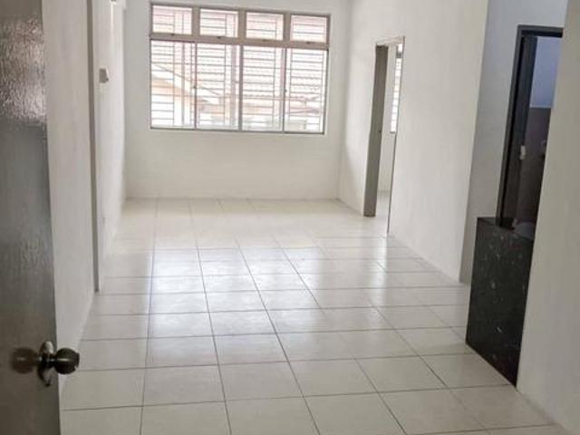Flat for sale in Tampoi, Johor Bahru
