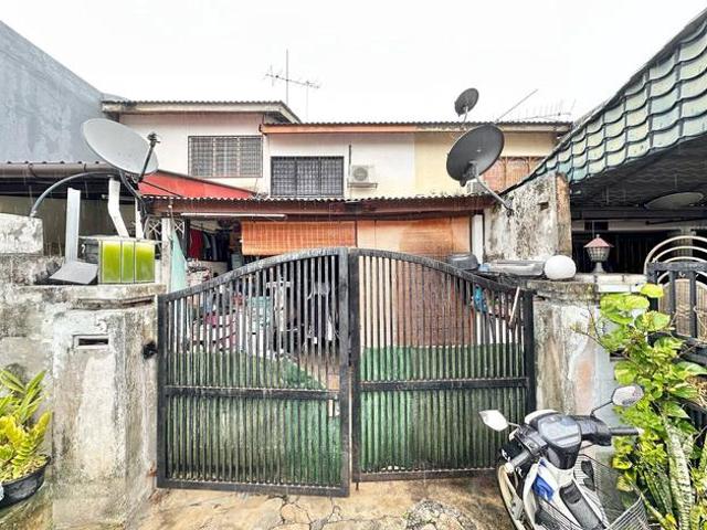 Terraced House for sale in Langat, Selangor