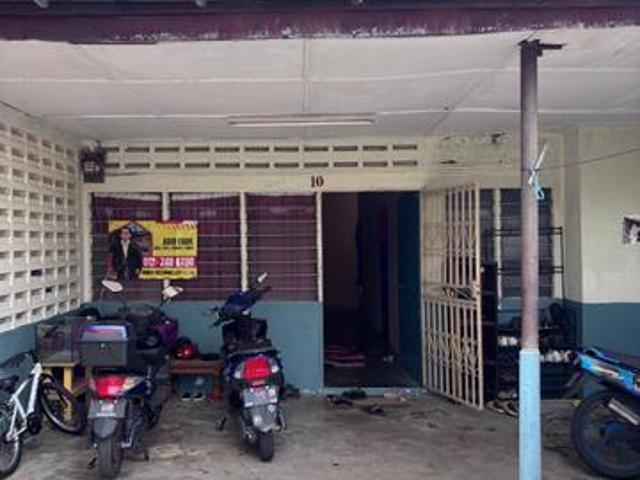 Terraced House for sale in Batu Pahat, Johor